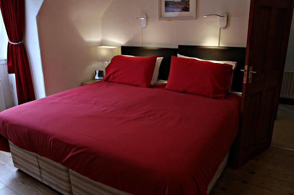 The Golden Larches Bed & Breakfast Lochearnhead Bagian luar foto